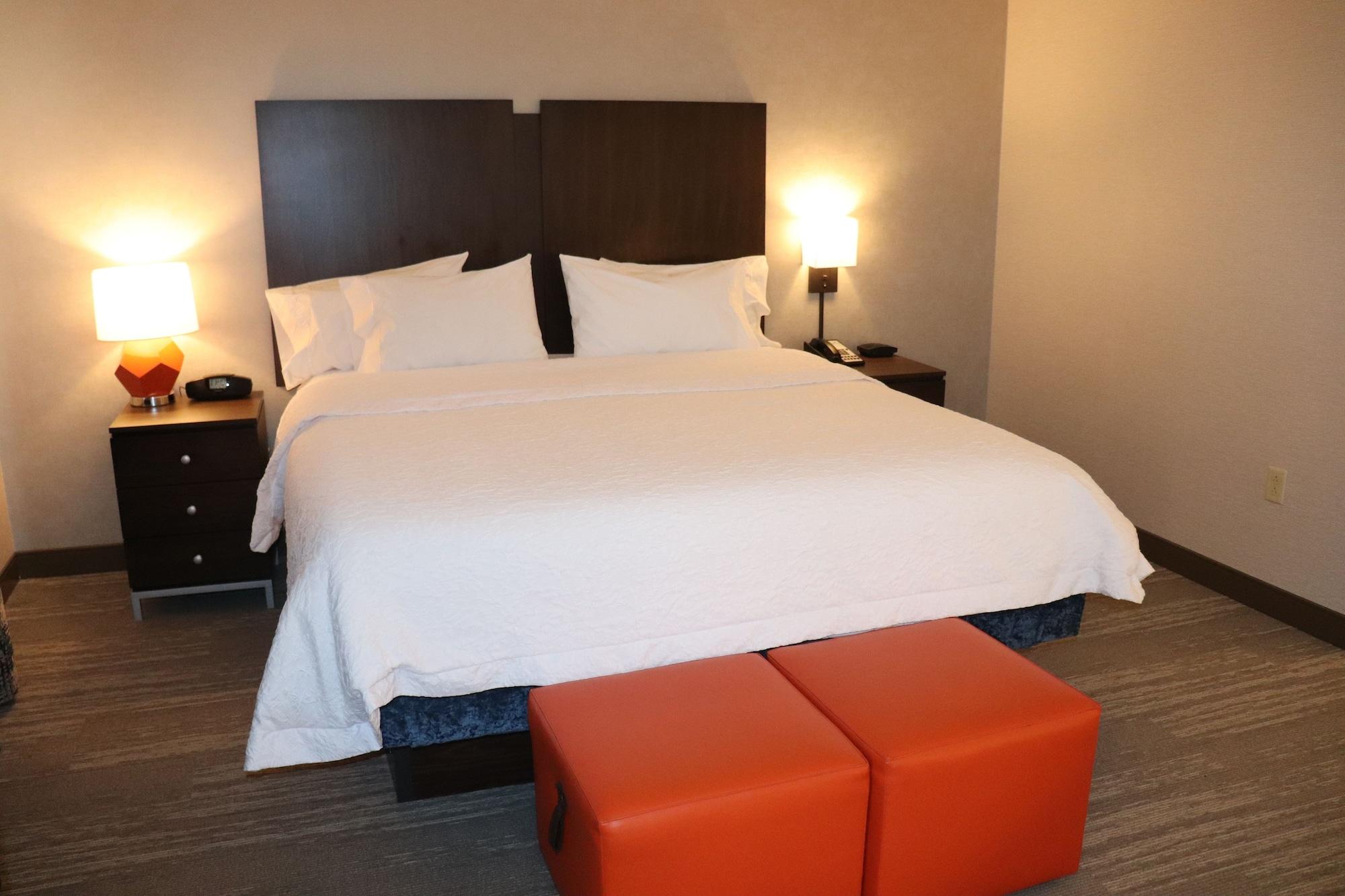 Hampton & By Hilton - Halifax Dartmouth