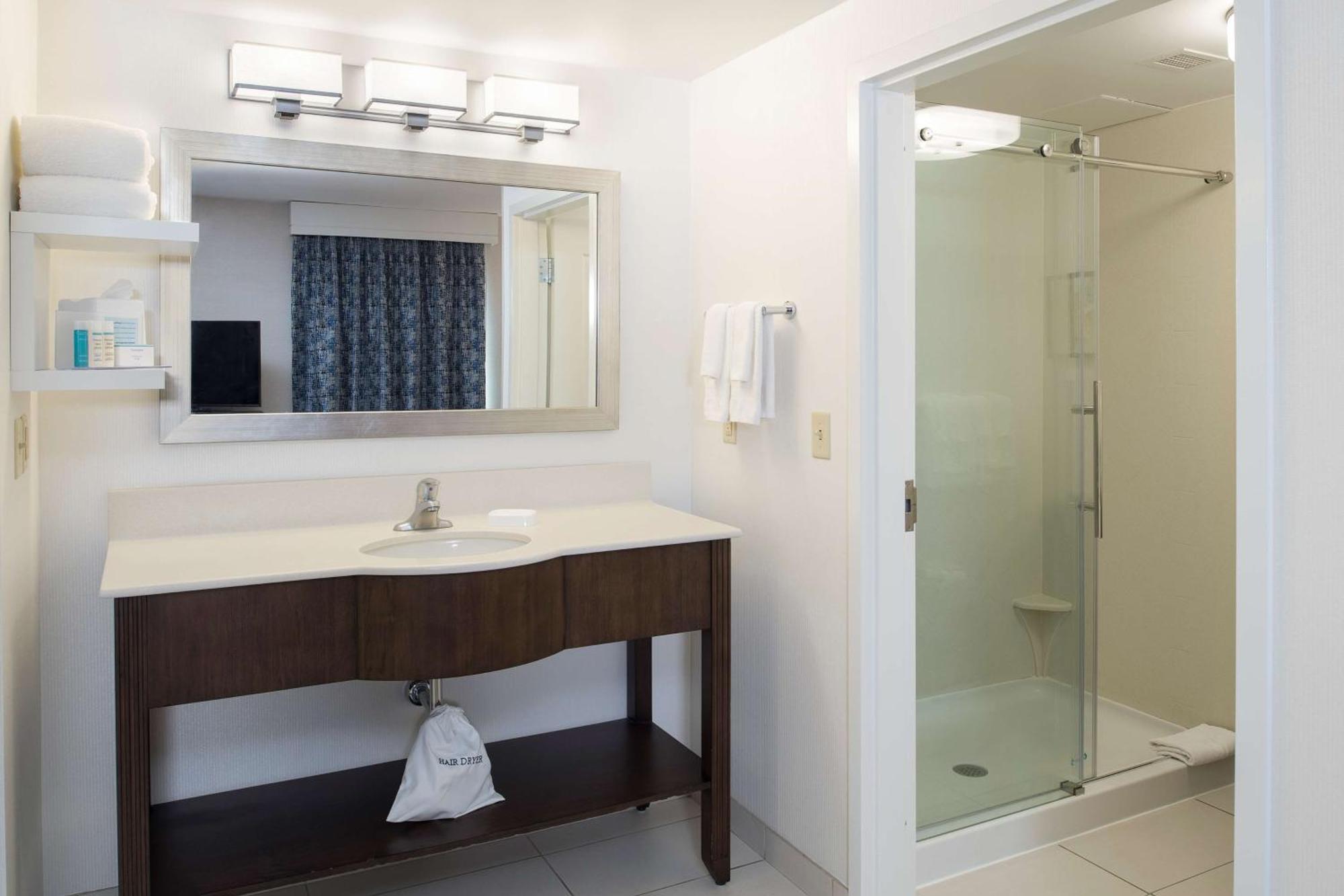 Hotel Hampton & By Hilton - Halifax Dartmouth